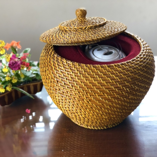 Bình đựng ấm trà 